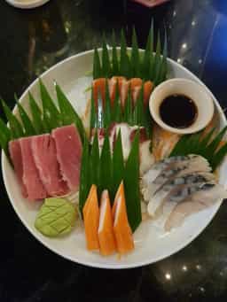 ยำหมูยอ