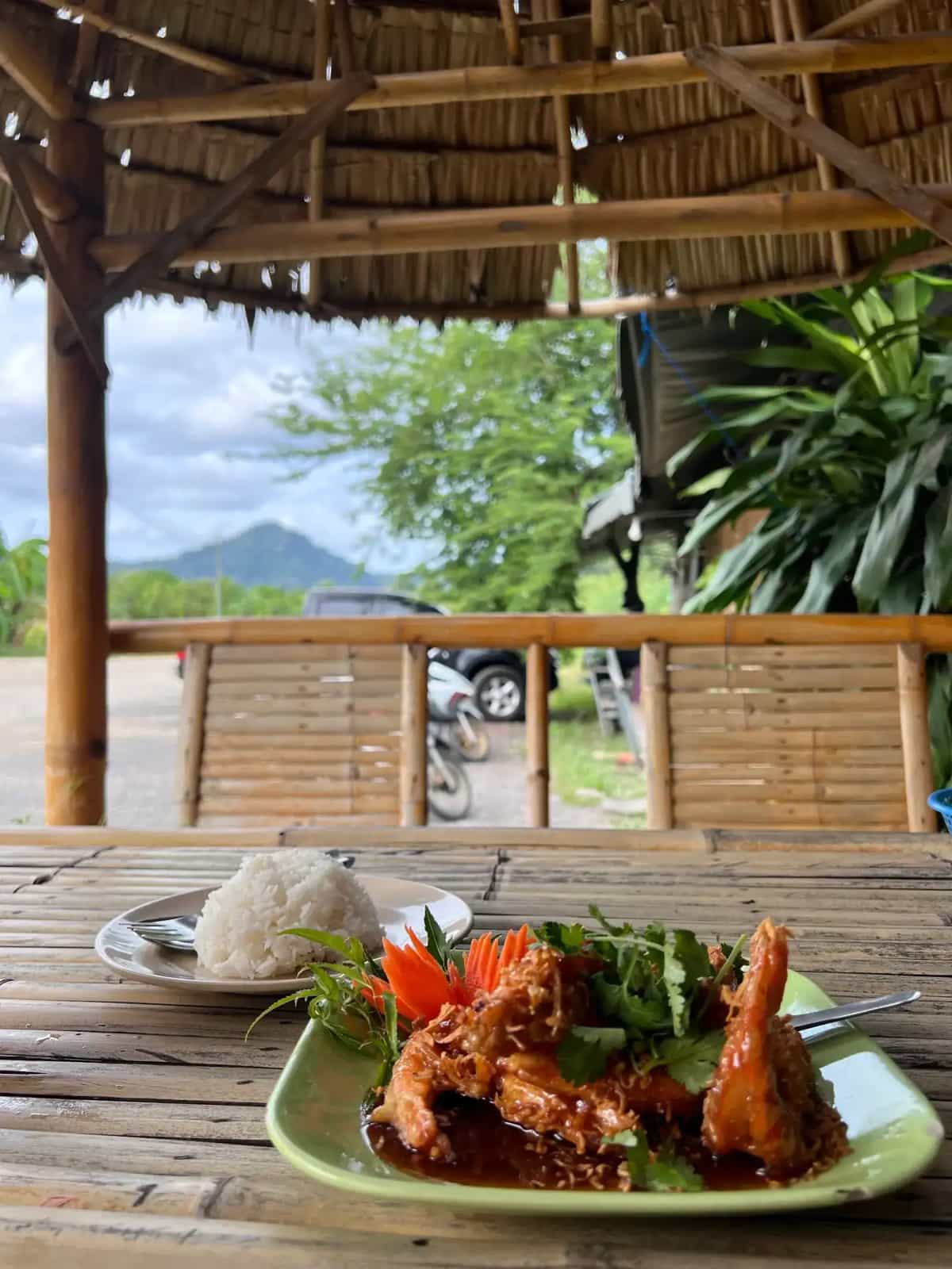 ครัวแซ่บหรอย