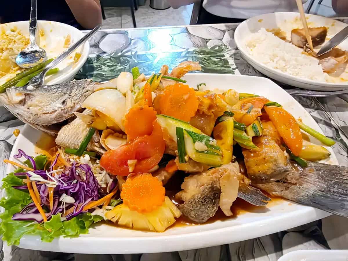 Khunya (Khun Yaa) Seafood Restaurant