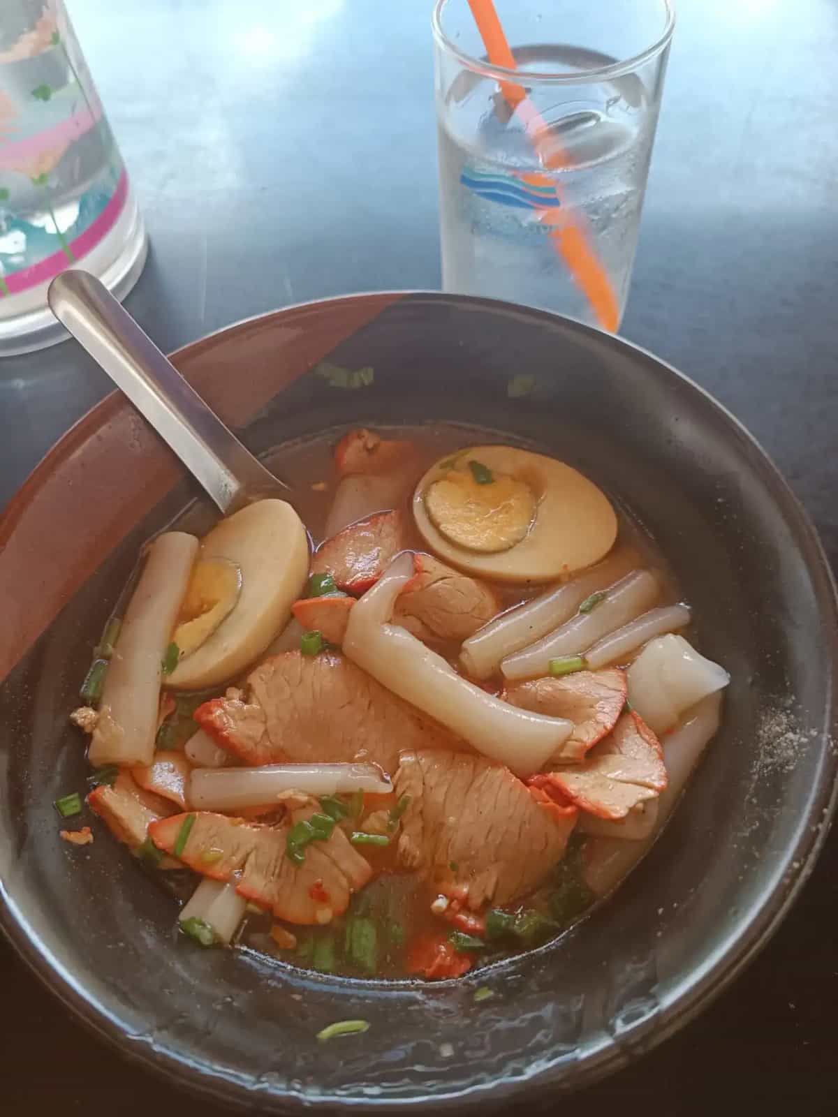 ตำนาน ก๋วยจั๊บ ฃข้าวมันไก่ Noodle