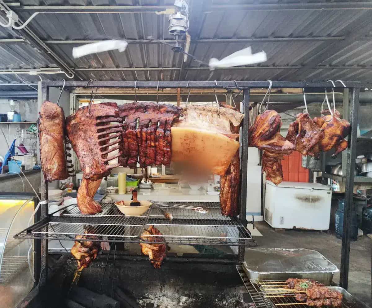 บ้านหมูรมควัน
