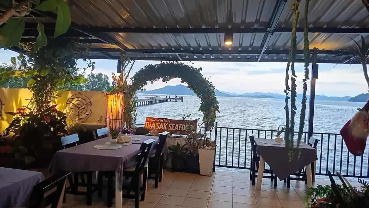 Thasak seafood little kitchen