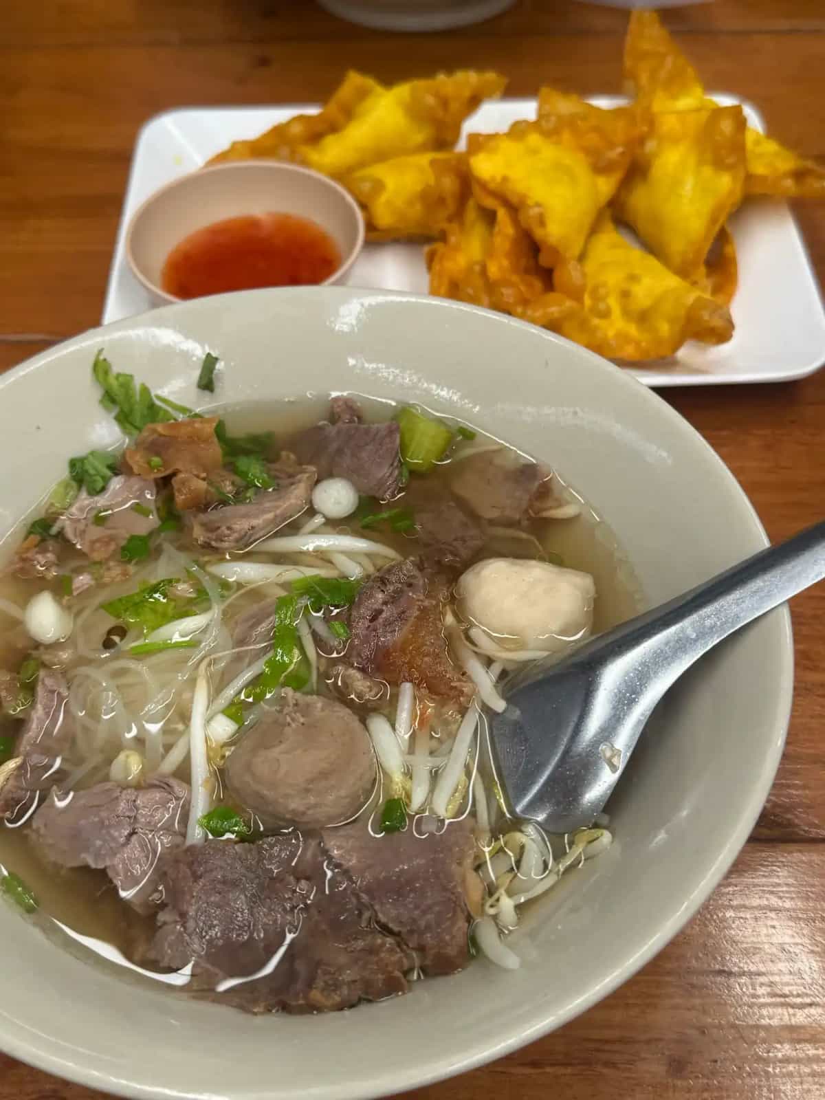 บ้านก๋วยเตี๋ยว Noodle house