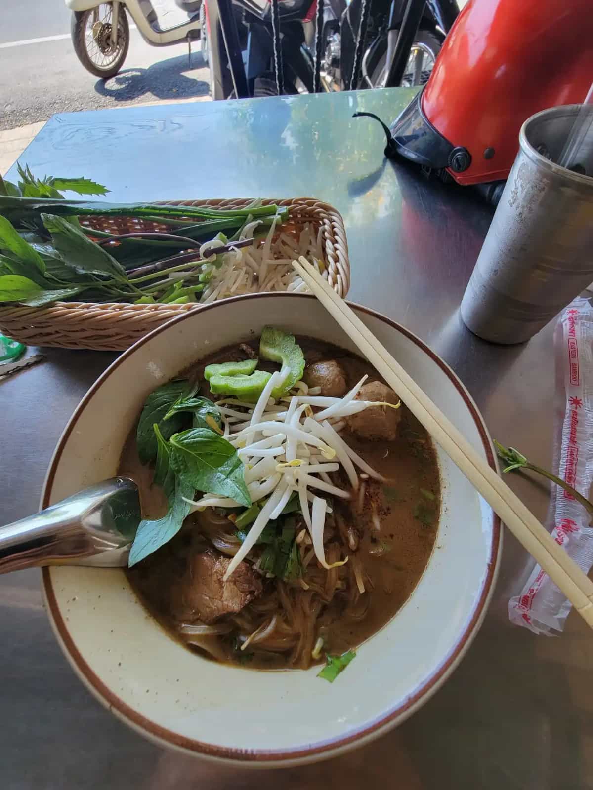 ร้านก๋วยเตี๋ยวเรือก๊ะฉ๊ะบางเทา