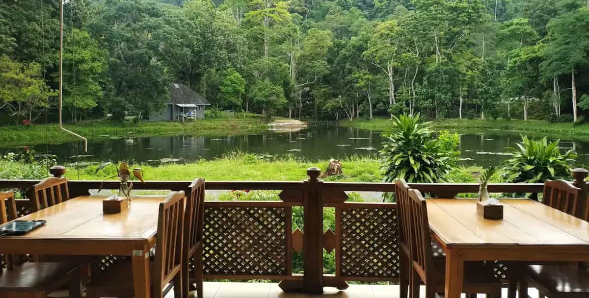 ร้านอาหารเพียงไพร