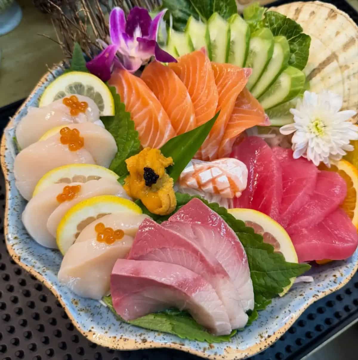 Navintae Sushi (halal)