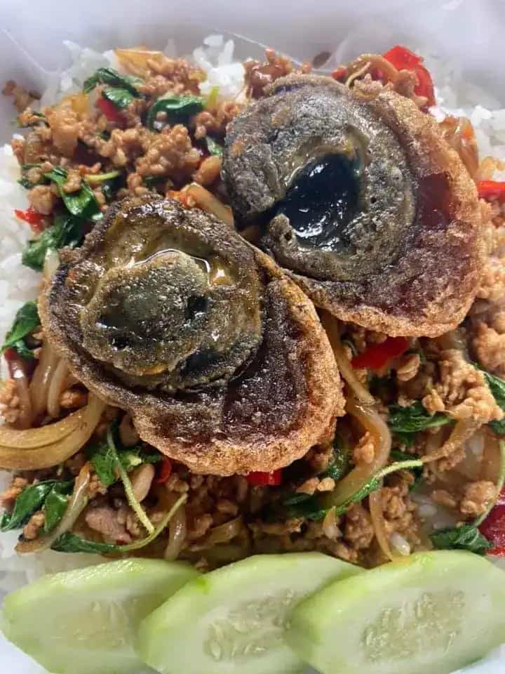 ร้านคุณยายชวนชิม (อาหารตามสั่ง)