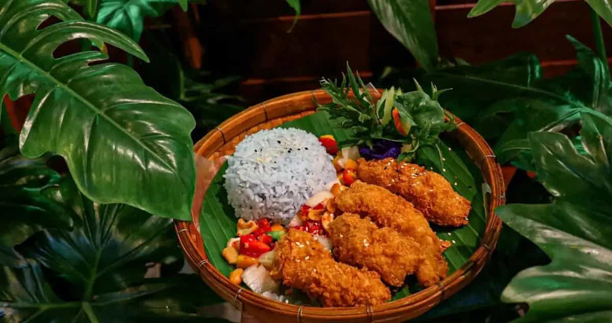 The Naiyang Cafe