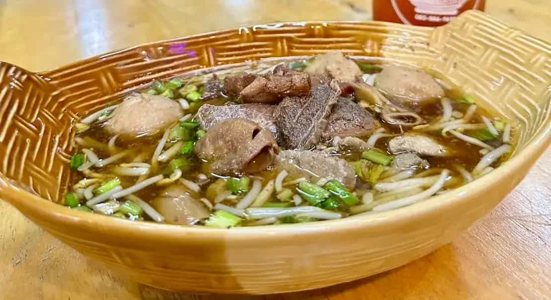 ฟาอิซเตี๋ยวเรือ