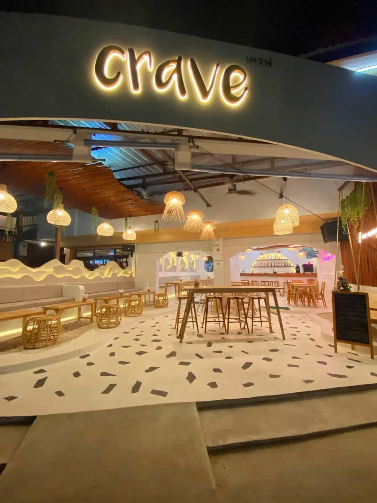 Crave Restaurant and Bar