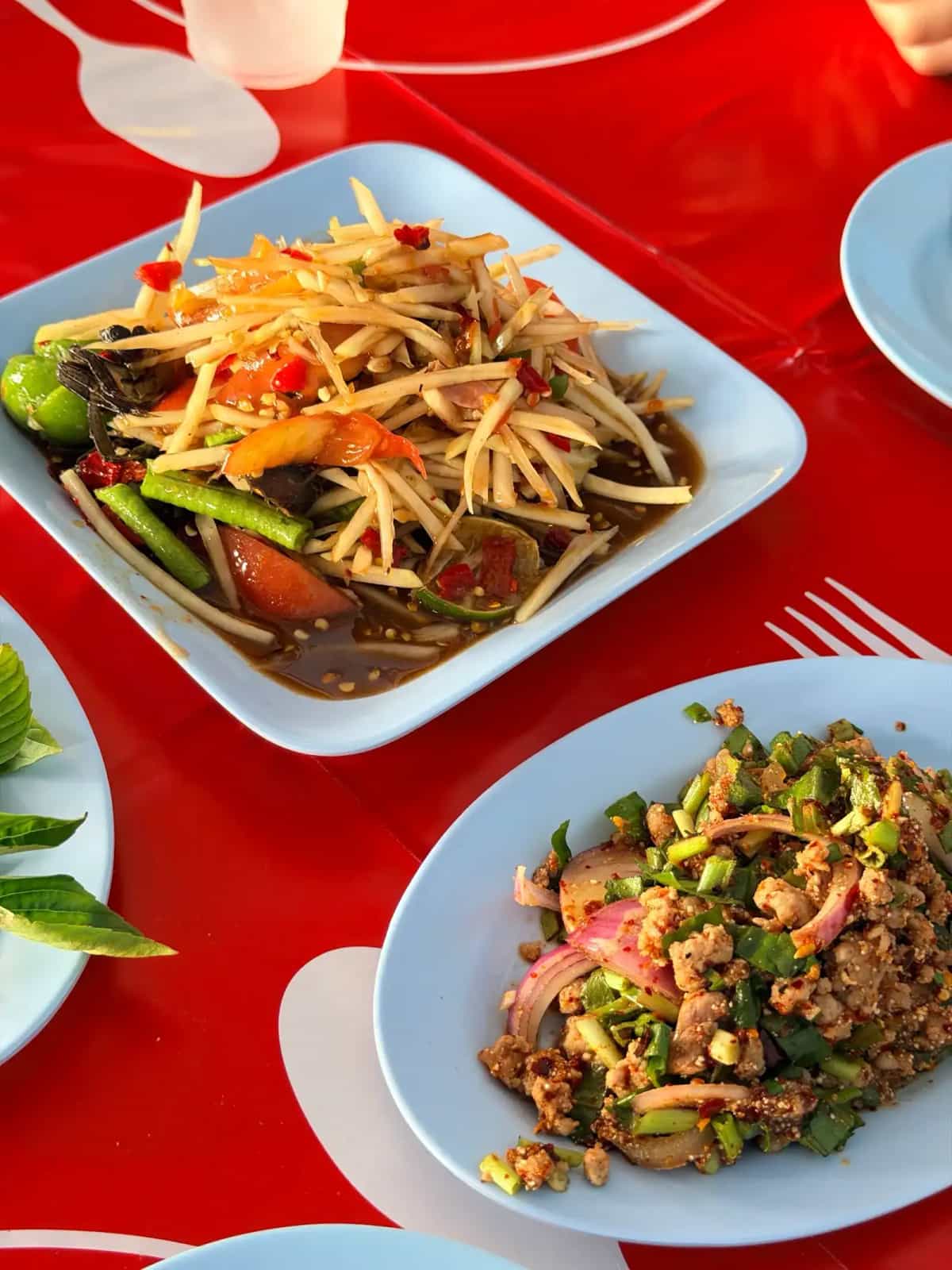 ส้มตำแหกปาก เจ๊อี๊ด