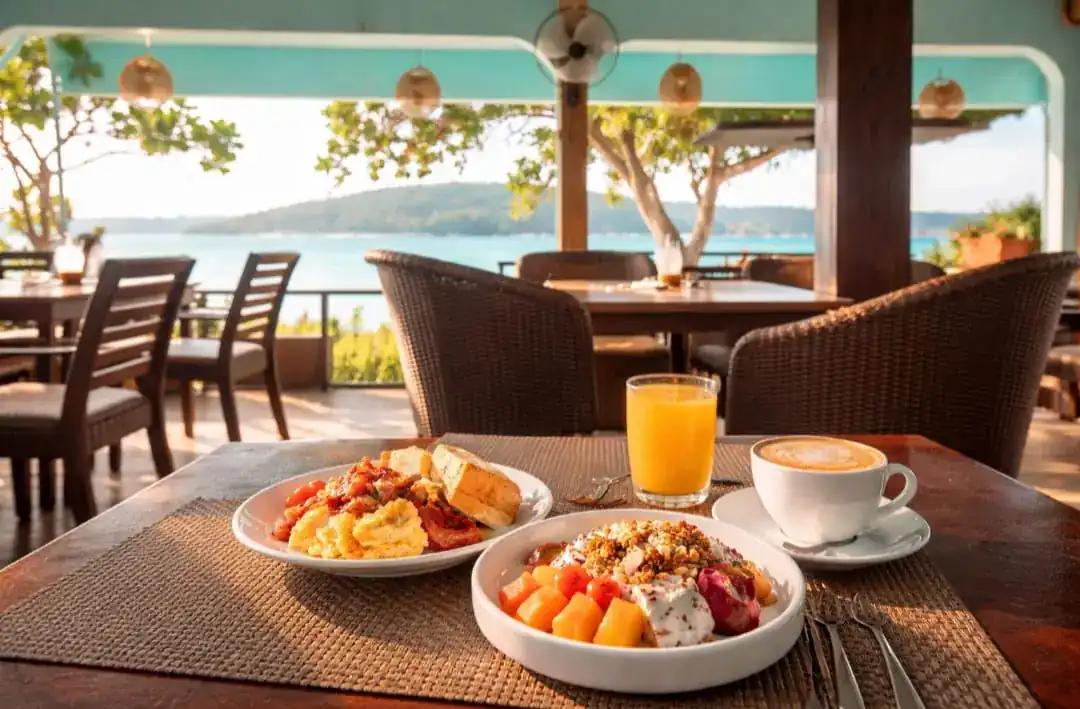 "Oceano Kitchen Phuket | Beachfront Indian, Thai & Western Restaurant | Nai Harn Beach"