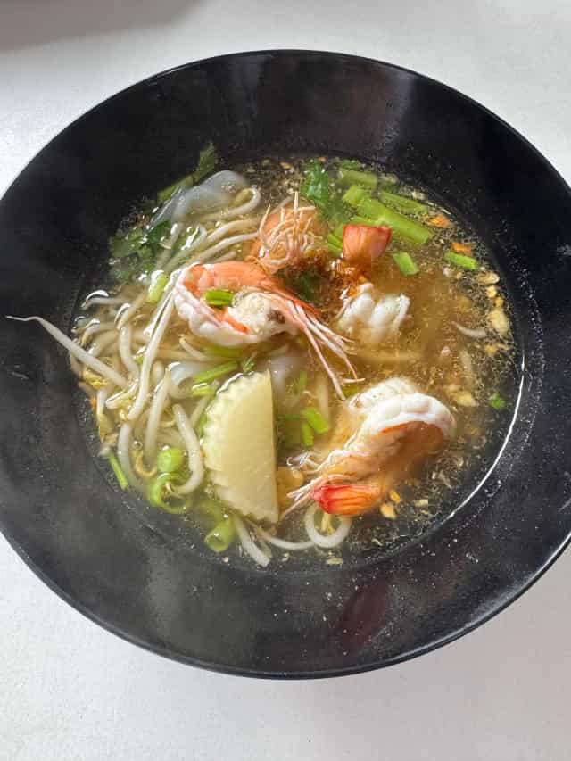 ข้าวขาหมู ปากน้ำโพ