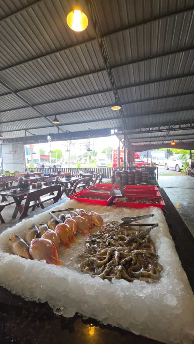 อิ่มเอมหมูกะทะ​