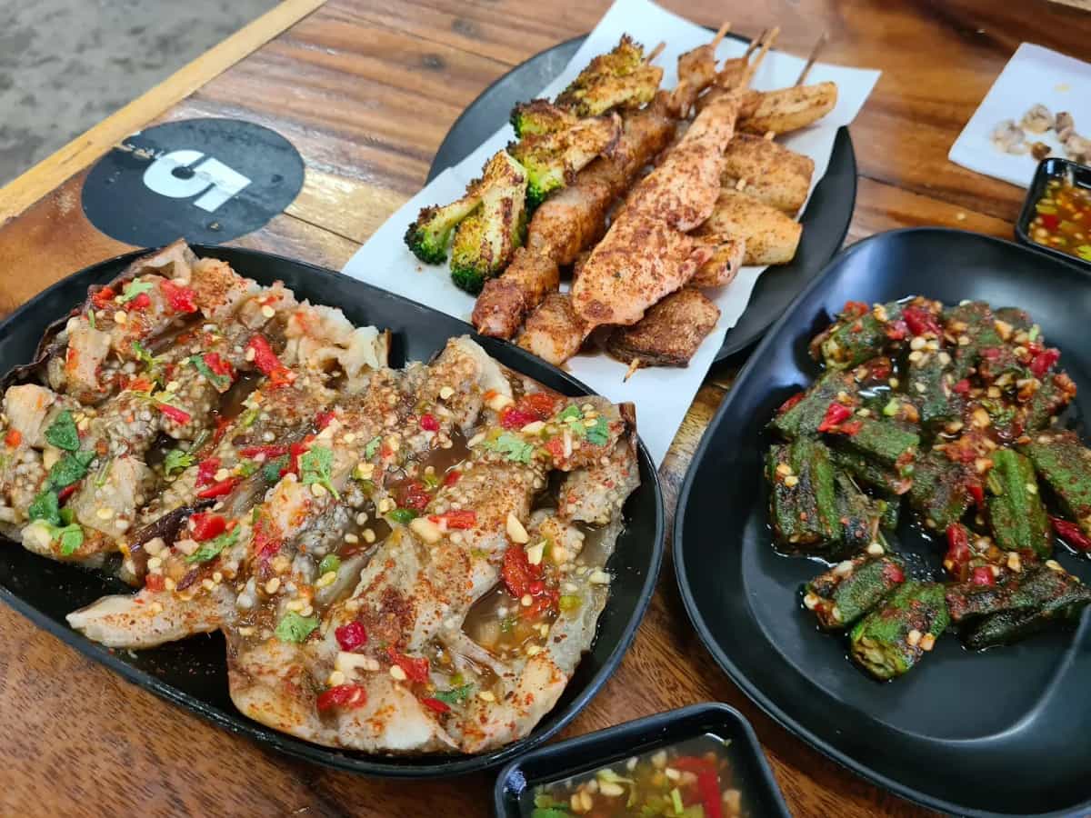 หม่าล่าหอนาฬิกา สาขาถลาง 钟塔麻辣烧烤