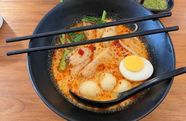 รสสยาม ก๋วยเตี๋ยวต้มยำ (หลัง ม.ราชภัฎภูเก็ต)