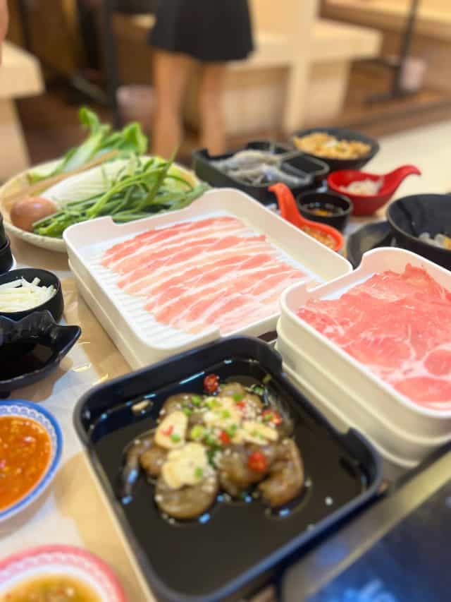 Shabu Shabu by Phuketboi / ชาบูชาบู by ภูเก็ตบอย