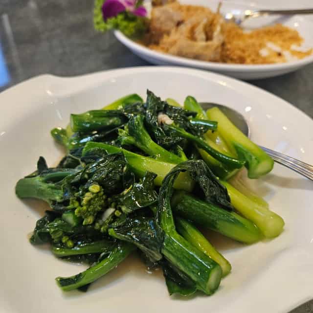 บริษัท ฮ่องกง (หูฉลาม) ภัตตาคาร จำกัด