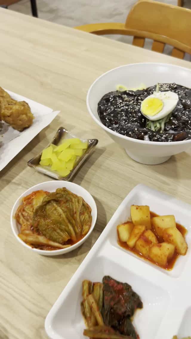 한국식당 HANKUK SIKTANG (Korean BBQ Restaurant)
