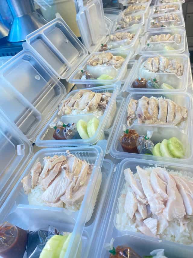 ข้าวมันไก่บางชีเหล้า