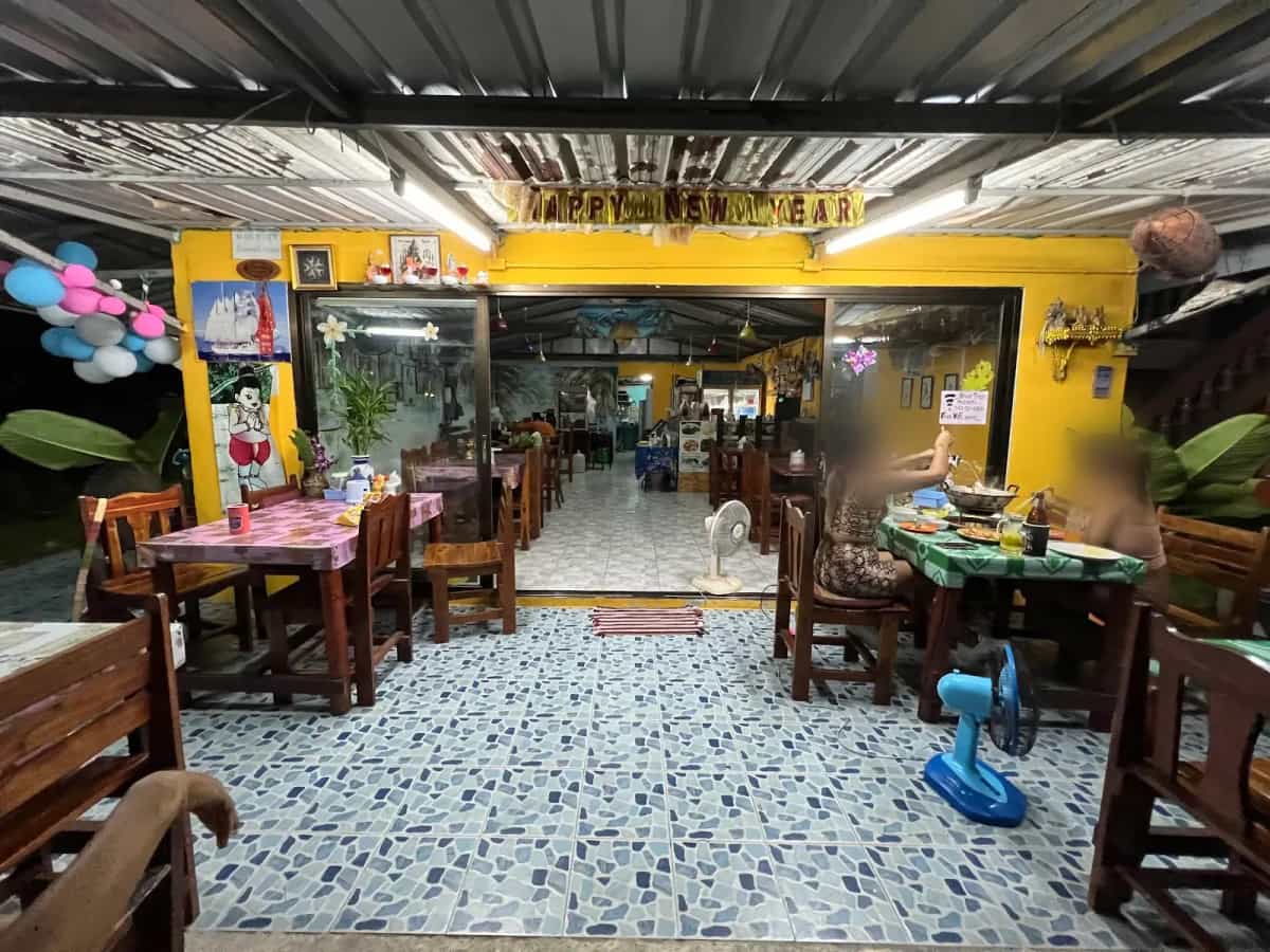 Sunshine Restaurant, Kamala