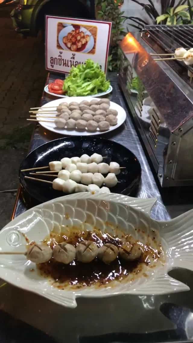 ข้าวมันไก่บางชีเหล้า