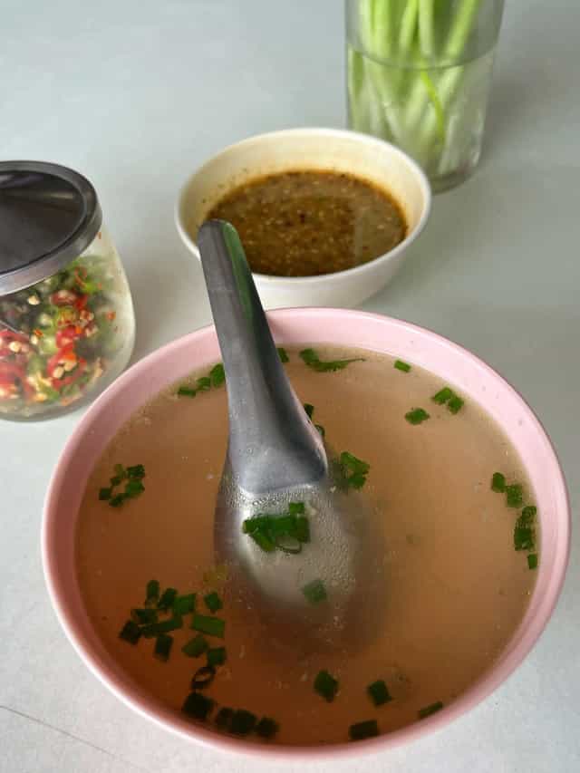 สันติข้าวมันไก่ santi chicken rice