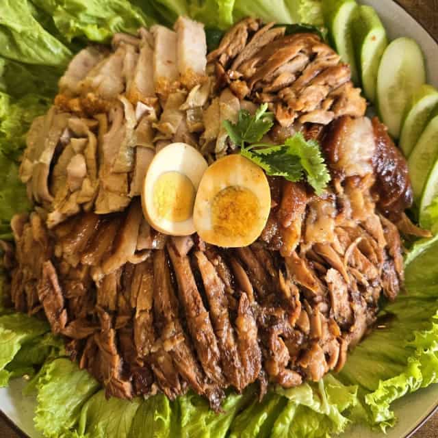 ขาหมูโกอ๊อด