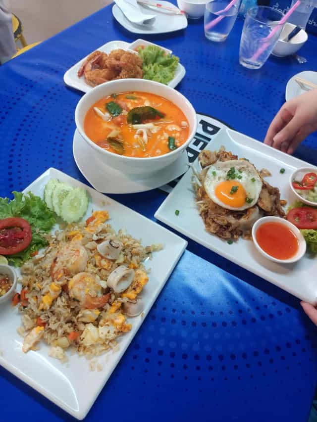 PHAD THAI MR. KOM (ผัดไทยมิสเตอร์คม)