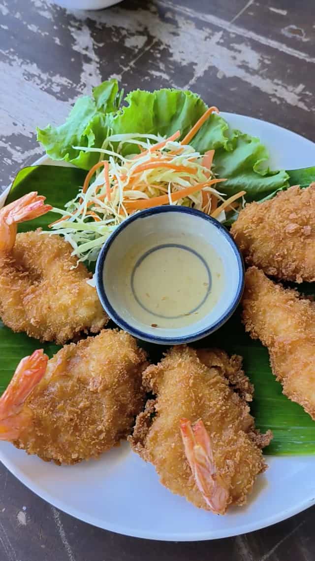 ส้มตำยำสามอ่าว somtum yum sam aow
