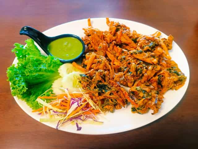MOON STAR Indian & International Restaurant Kamala