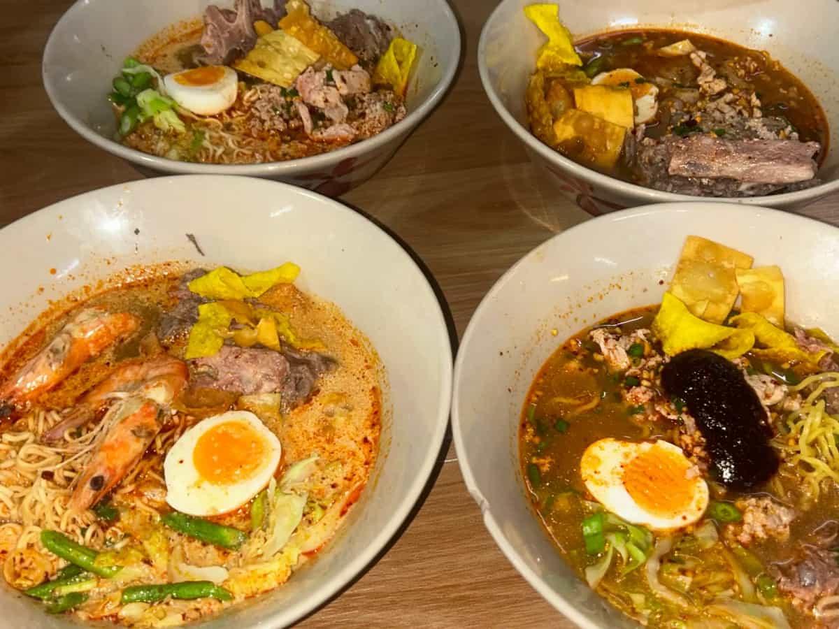 ร้านก๋วยเตี๋ยวต้มยำไข่หวาน