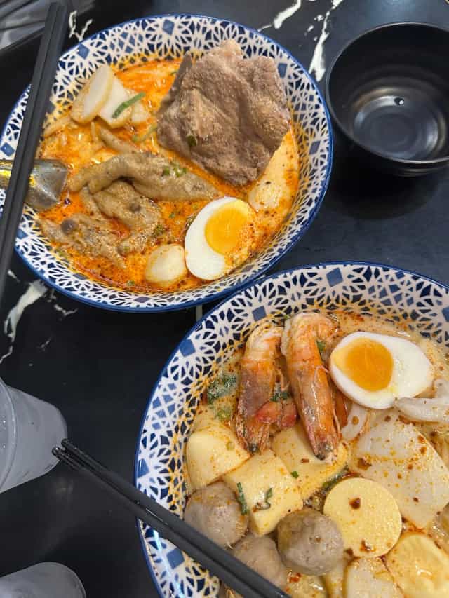 ก๋วยเตี๋ยวต้มยำ บางน้ำข้น Bangnamkon Tomyum Noodle
