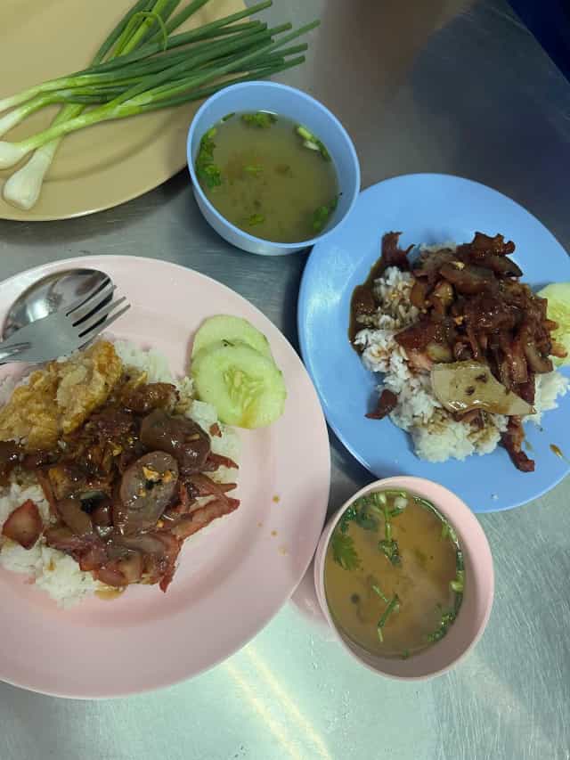 ข้าวหมูแดง โกเยาว์เมืองตรัง สาขา5