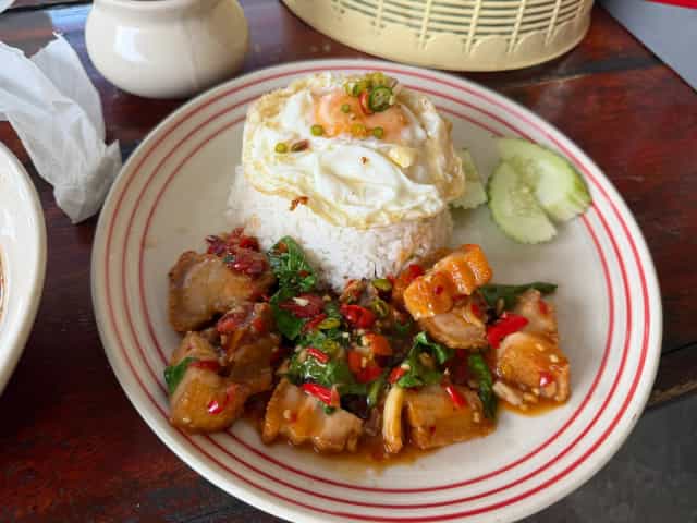 ก๋วยจั๊บน้ำข้นป้าติ๊กกะตะ สูตรโบราณ