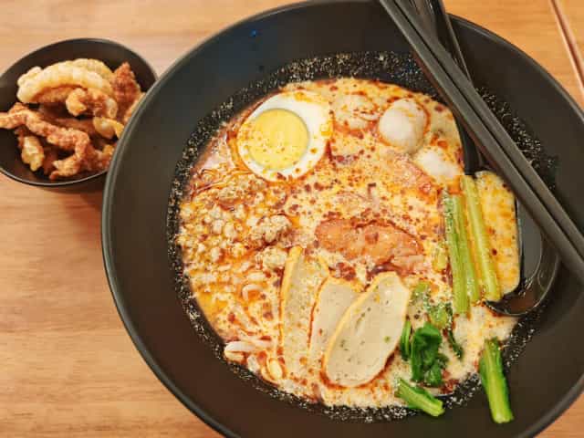 รสสยาม ก๋วยเตี๋ยวต้มยำ (หลัง ม.ราชภัฎภูเก็ต)