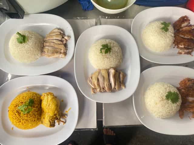 ข้าวมันไก่บางชีเหล้า