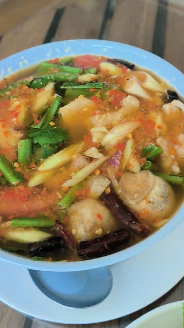 ไก่ทอดยกเล้า