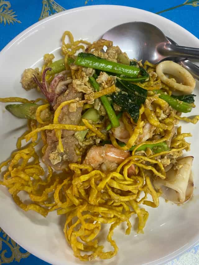 เจ๊ใจราดหน้า