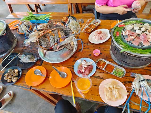 หมูกระทะดาวรุ่ง ภูเก็ต
