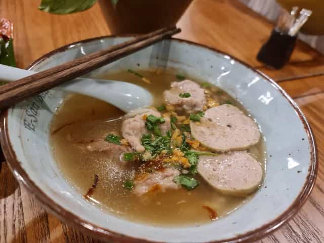 อีสานบ้านญวน ISAN BAN YUAN