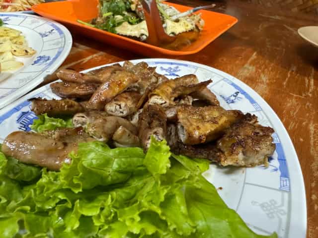 ร้าน โกแบงค์แซ่บอีสาน