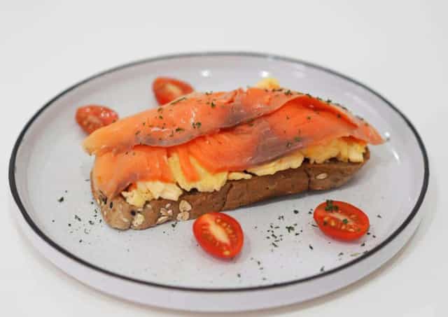 Sandwich Box Karon Beach~Speciallty coffee and Breakfast
