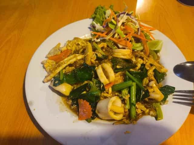 Sunshine Restaurant, Kamala