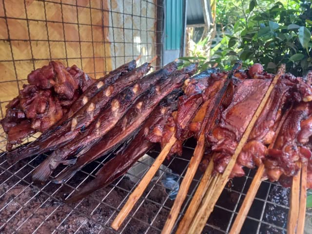 ร้านทุ่งถลางชนะศึก ตามสั่ง