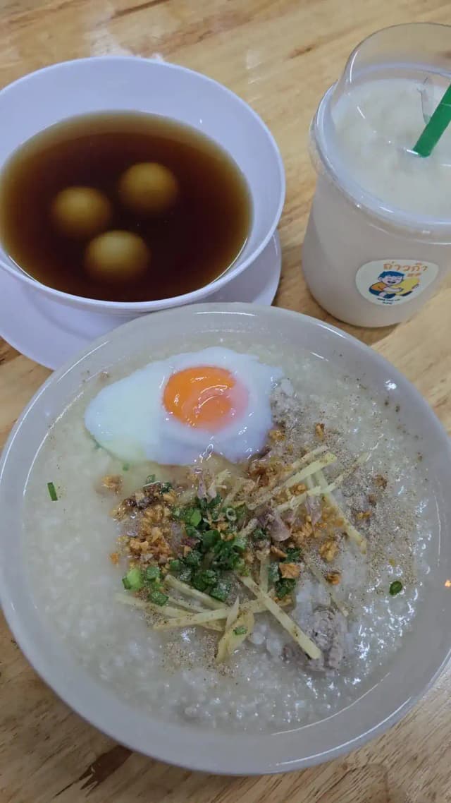 ถ่าวก๊า ต้มเลือดหมู ติ่มซำ น้ำเต้าหู้ Taoka