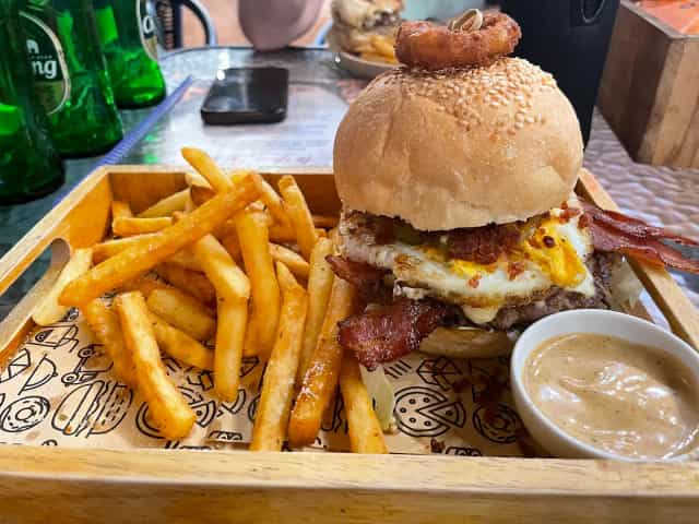 Time bomb Burger