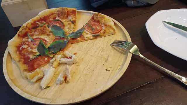 LITTLE OVEN PIZZERIA