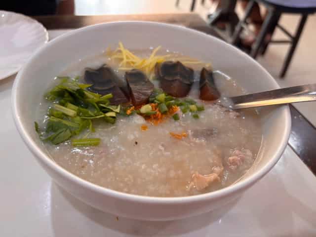 ร้านข้าวต้มดีบุก (พ.ศ.๒๕๒๘)