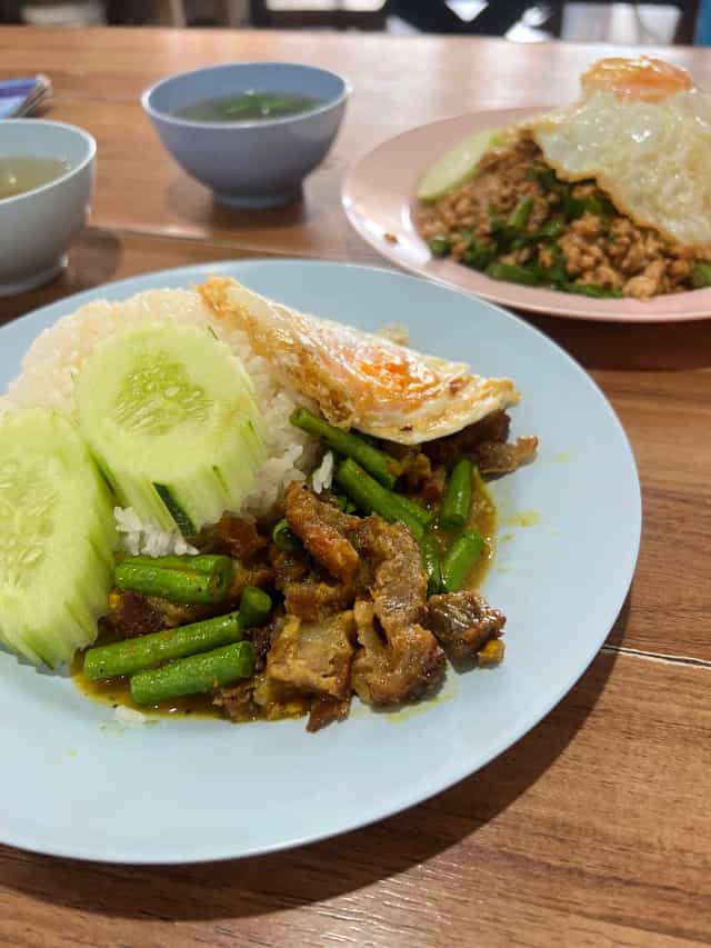 ร้านลูกน้ำ